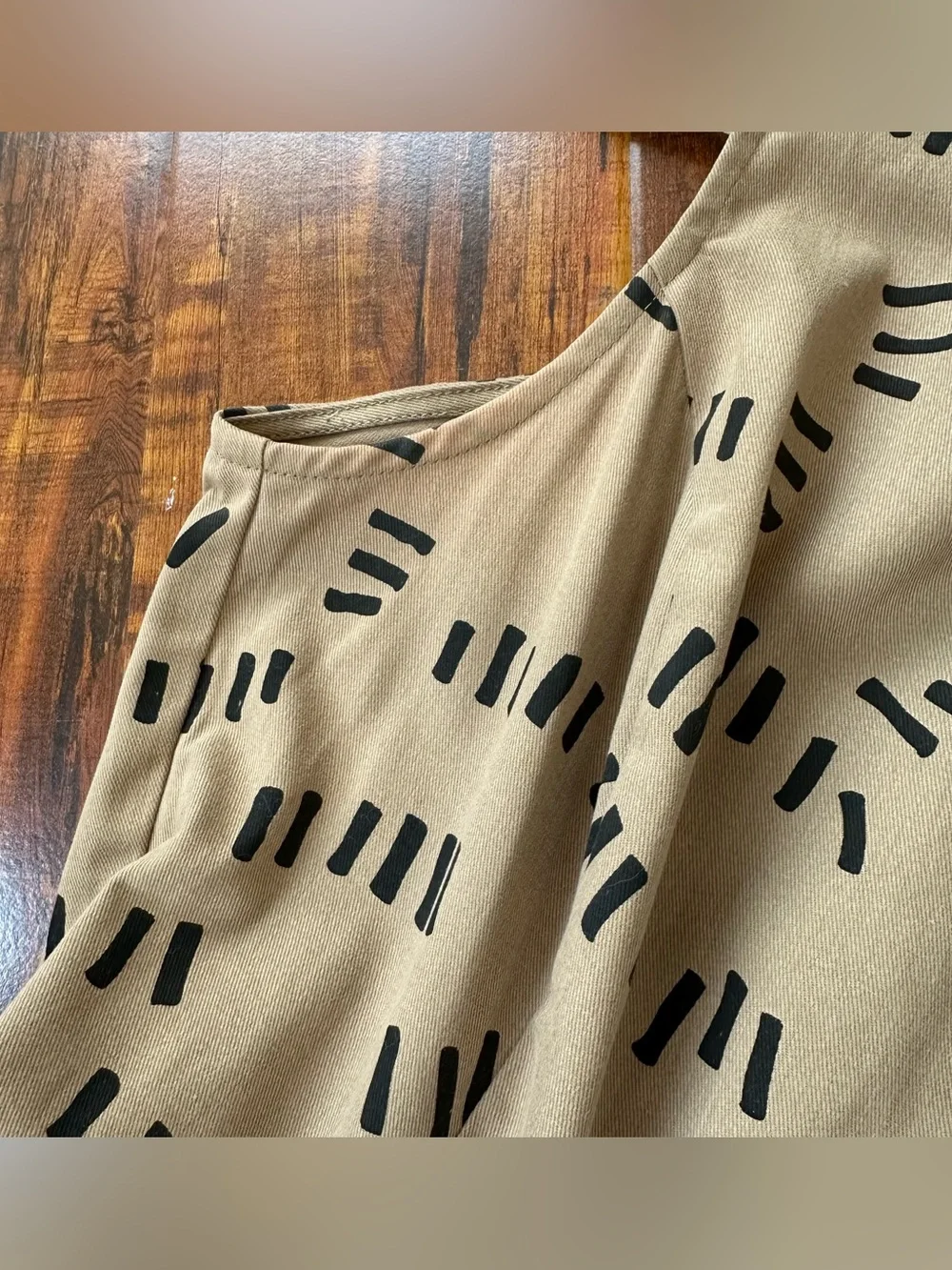 Dusen dusen tan linear print skater dress